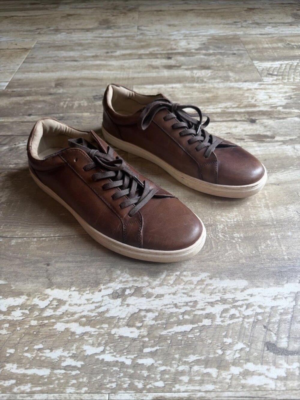 VINCE CAMUTO Cowon Court Sneaker Cognac Brown Men’s 10.5